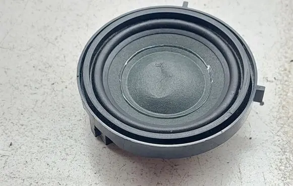 BMW X1 F48 F49 Panel speaker 9151127 915112703
