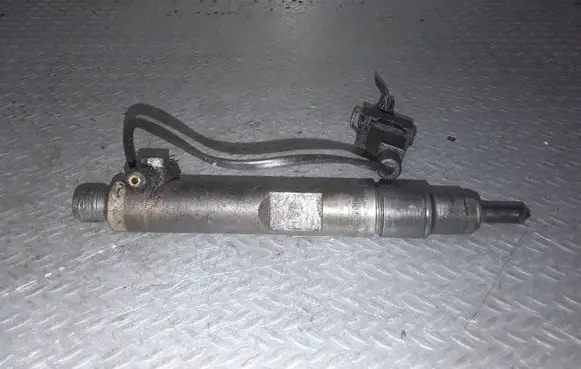 Ford Galaxy Fuel injector 028130201S