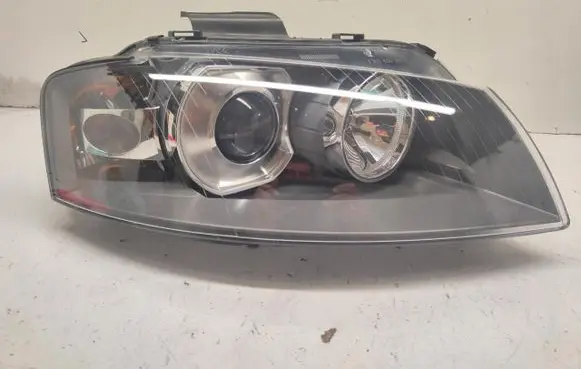 Audi A3 S3 8P Headlight/headlamp