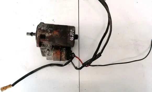 Volkswagen Golf II Starter motor 036911023L