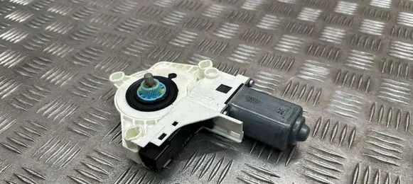 Land Rover Discovery 4 - LR4 Rear door window regulator motor AH2214B555AA
