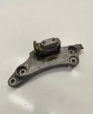 Peugeot 508 II Gearbox mounting bracket 9820554780