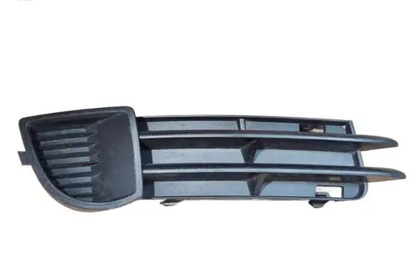 Audi A3 S3 A3 Sportback 8P Front bumper lower grill 8P4807682A