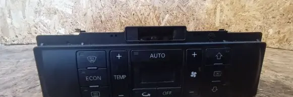 Volkswagen Golf V Climate control/heater control trim 