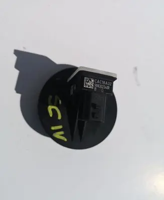 Renault Megane IV Airbag deployment crash/impact sensor