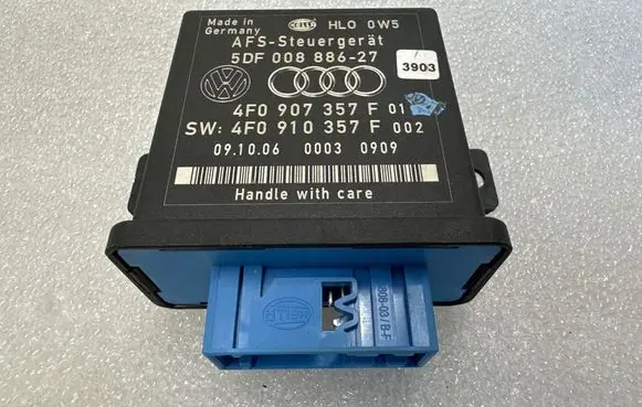Audi Q7 4L Light module LCM 5DF00888627 4F0907357F 4F0910357F