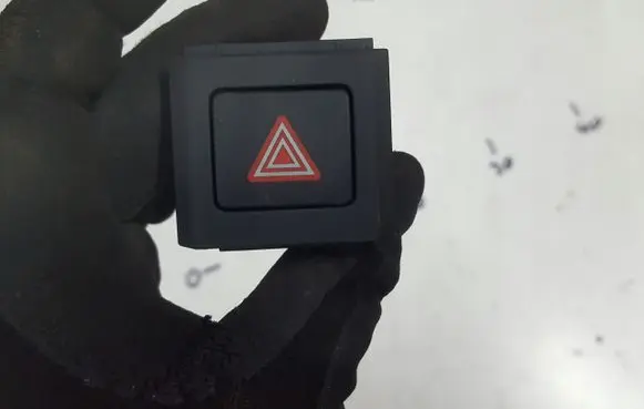 Audi A5 Hazard light switch