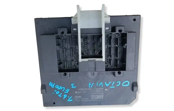 Skoda Octavia Mk3 (5E) Comfort/convenience module 5Q0937084N BCMPQ37H 5WK50591C