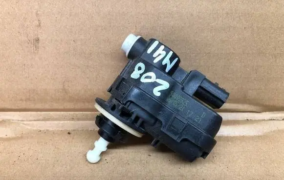 Citroen C3 Headlight level adjustment motor 90005925