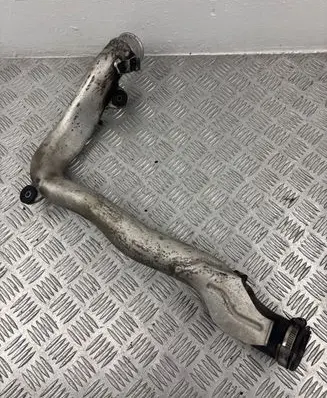 Volkswagen PASSAT B7 Intercooler hose/pipe 1T0145840