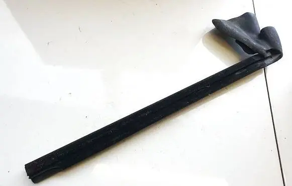 Mini One - Cooper Coupe R56 Rubber seal rear door 7190613