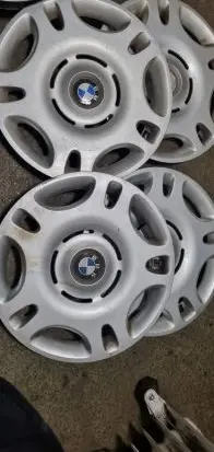 BMW 3 E36 R15 wheel hub/cap/trim 1094158