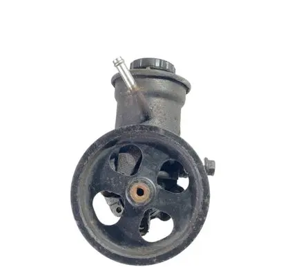 Toyota Avensis T250 Power steering pump 12180