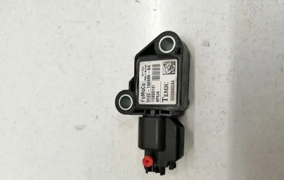 Land Rover Discovery 3 - LR3 Airbag deployment crash/impact sensor 00009400A4