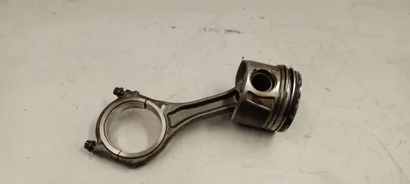 Porsche Cayenne (92A) Piston with connecting rod