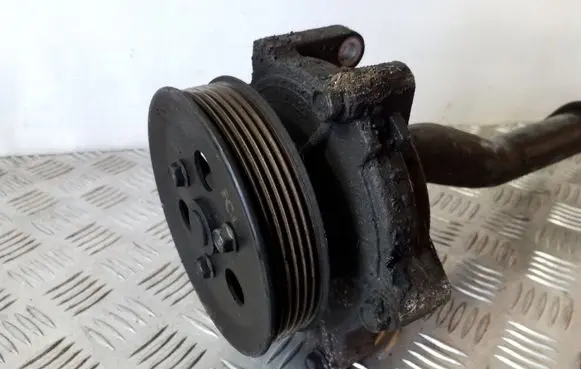 KIA Sorento Water pump