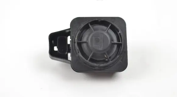 Volkswagen PASSAT B8 Alarm system siren 5Q0951605A 65392050 28523571