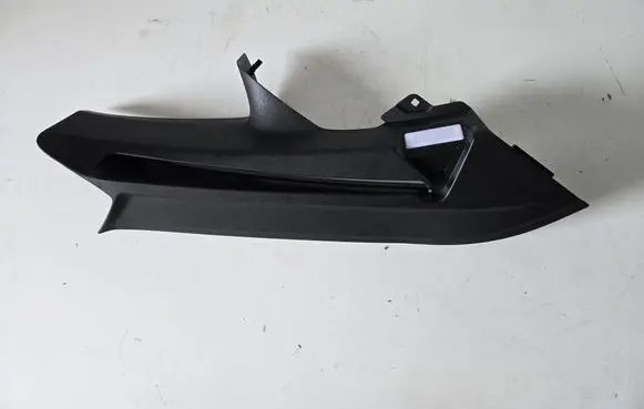 BMW 5 G30 G31 Other trunk/boot trim element 7385489