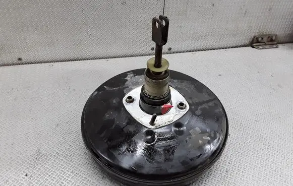 Renault Megane II Brake booster 8200157453