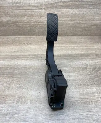 Audi A3 S3 8L Accelerator throttle pedal 1J1723503T 0281002344