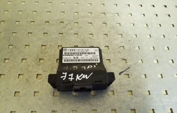 Volkswagen Touran I Other control units/modules 1K0907530L