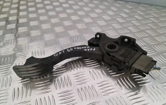 Ford Mondeo MK IV Accelerator throttle pedal 6G929F836RC6PV00922014