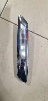 BMW 5 F10 F11 Front fender indicator light 7154168 7154170