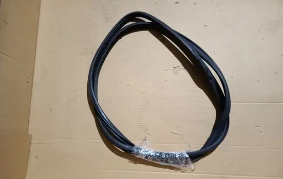 Subaru Ascent Front door rubber seal 63571XC01A