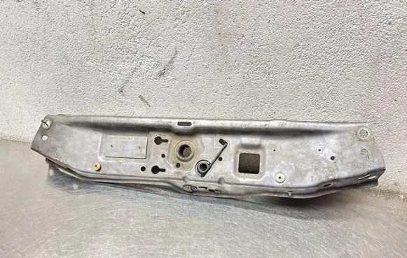 Opel Astra H Top upper radiator support slam panel 13158750 83HRN4 7081640