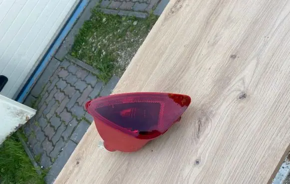 Renault Clio III Rear fog light 8200776054