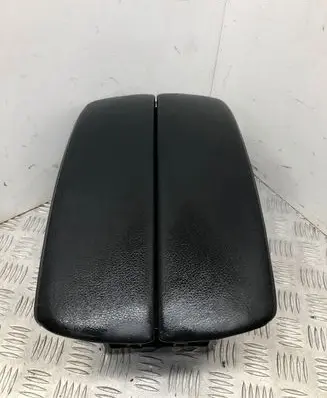 BMW X6 E71 Armrest 9115083 011136005 SP12980