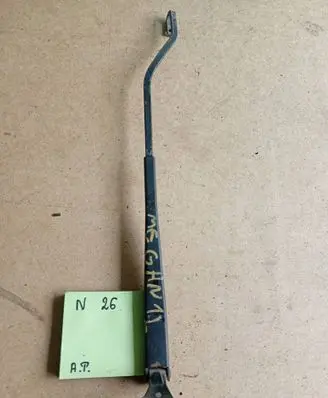 Renault Megane I Front wiper blade arm 8200021643