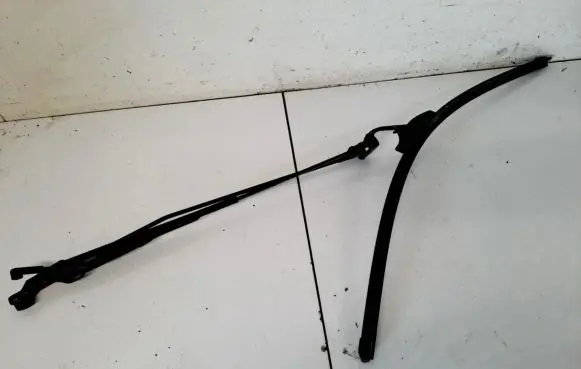 Toyota Aygo AB10 Front wiper blade arm