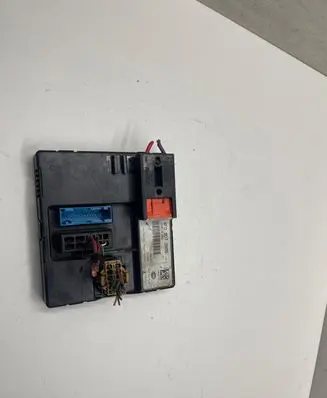 Audi A8 S8 D2 4D Comfort/convenience module 4F0907289G