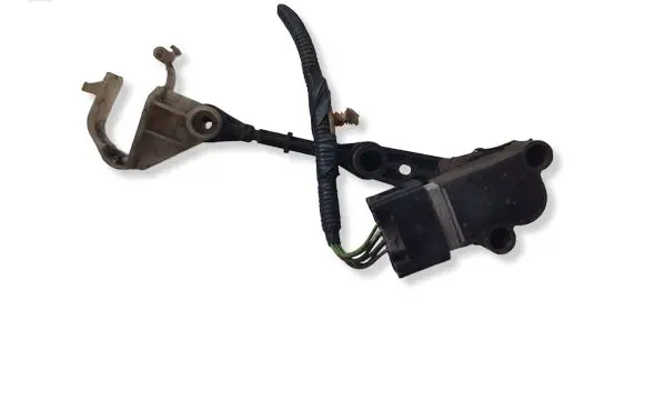 Jaguar XJ X351 Rear air suspension level height sensor AW933C280BD