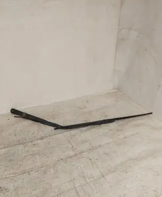 Iveco Daily 4th gen Front wiper blade arm 80005697B