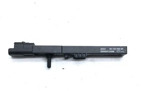 Citroen C4 Grand Picasso Aerial antenna amplifier 9672409080
