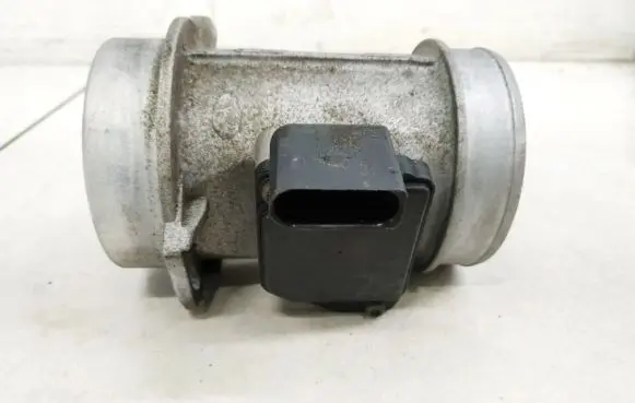 Audi A6 S6 C5 4B Mass air flow meter 059906461d