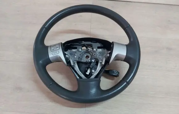 Toyota Auris 150 Steering wheel