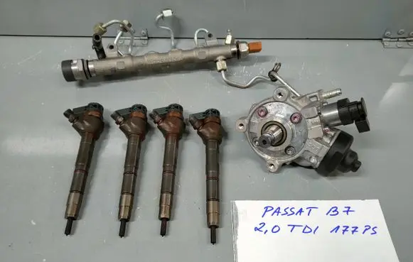 Volkswagen PASSAT B7 Fuel injection system set 04L130755D 03L130277J 057130764AB