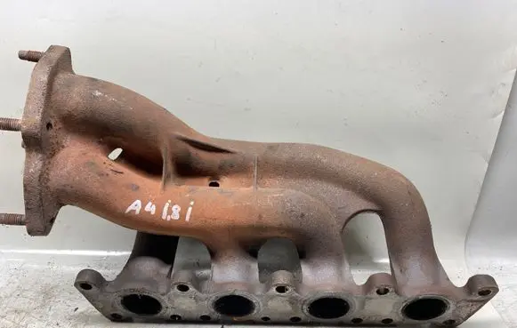 Audi A4 S4 B5 8D Exhaust manifold 058253033a
