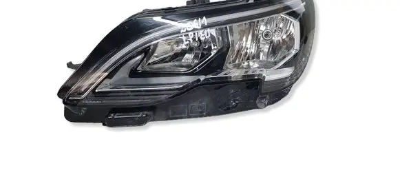 Peugeot 3008 II Headlight/headlamp 90056582 9810478180