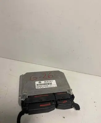 Volkswagen PASSAT B5 Engine control unit/module 3B0907557C 5WP433202