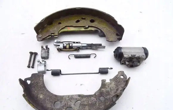 Ford Focus Front brake disc dust cover plate 