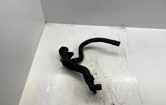 Volvo V50 Oil fill pipe 9654733980