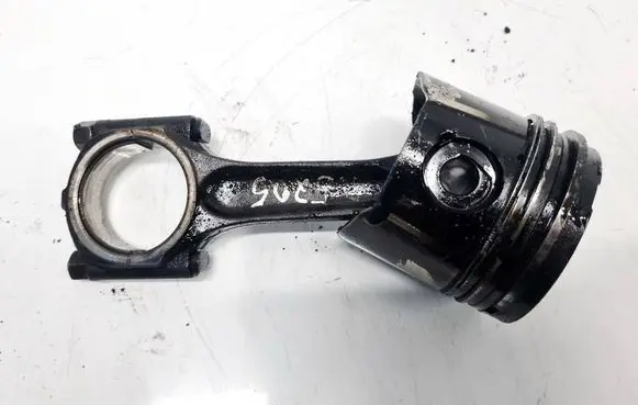 Citroen Xsara Piston with connecting rod 
