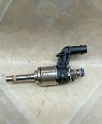 Seat Ibiza V (KJ) Fuel injector 04E906036AL