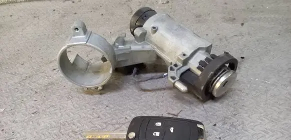 Opel Insignia A Ignition lock 25799293 13502301