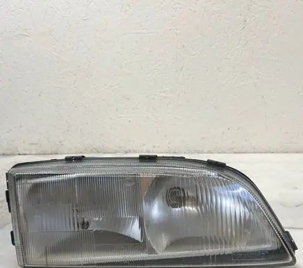 Volvo S70 V70 V70 XC Headlight/headlamp 14734400