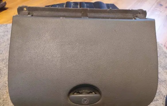 Citroen C5 Glove box 9632612977 28313M